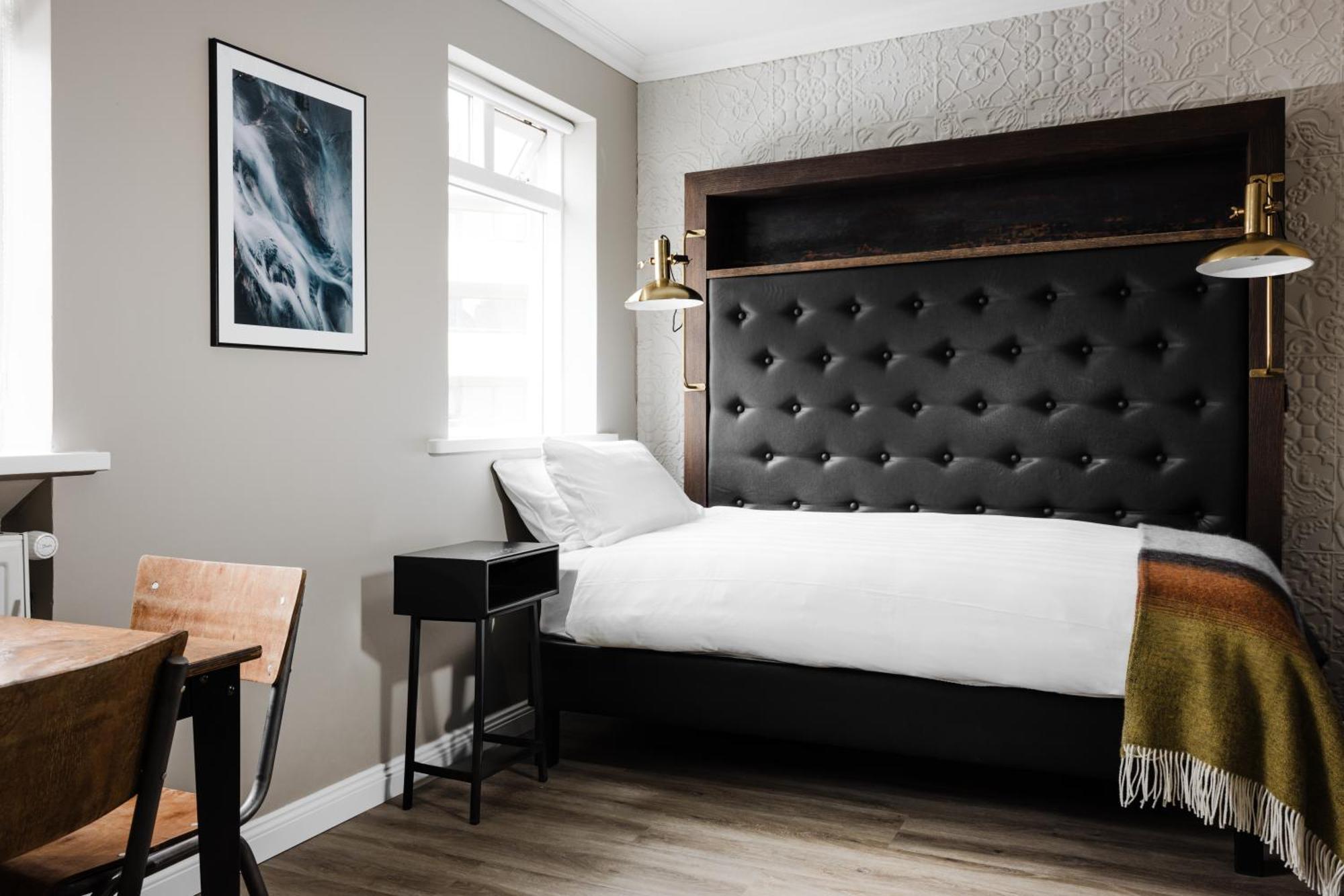 Oddsson Downtown Hotel Reykjavik Bagian luar foto